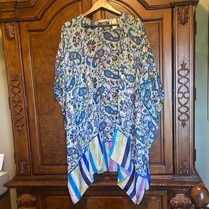 Soft Surroundings 100% Silk Kimono 
Size M/L